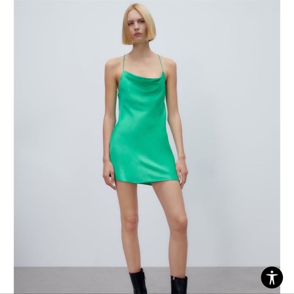 Favorite blogger Zara satin effect mini dress - Picture 4 of 8